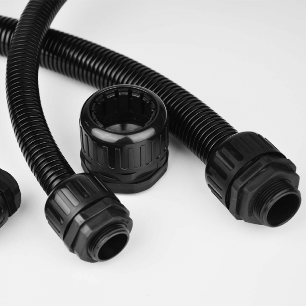 Tensile hose connector