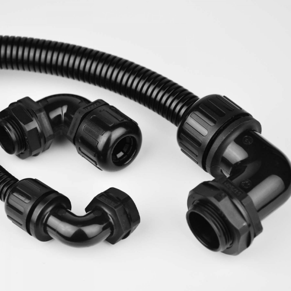 Tensile hose elbow