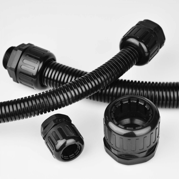 Tensile hose connector