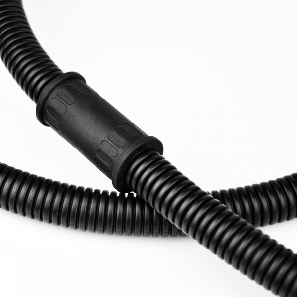 Straight hose connector
