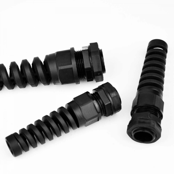 Bending resistant nylon cable waterproof connector